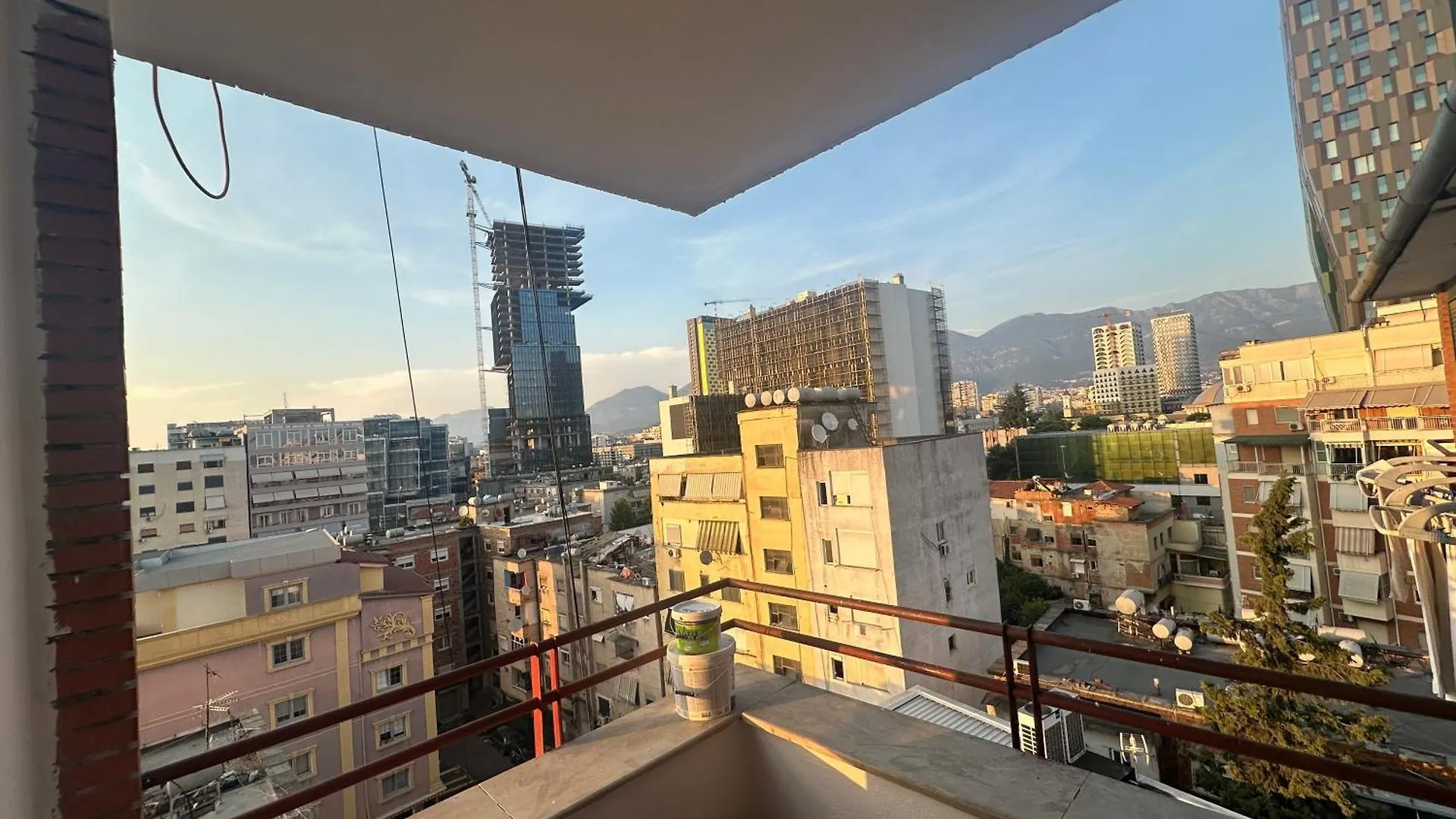 公寓 Elois Center Apartament 地拉那